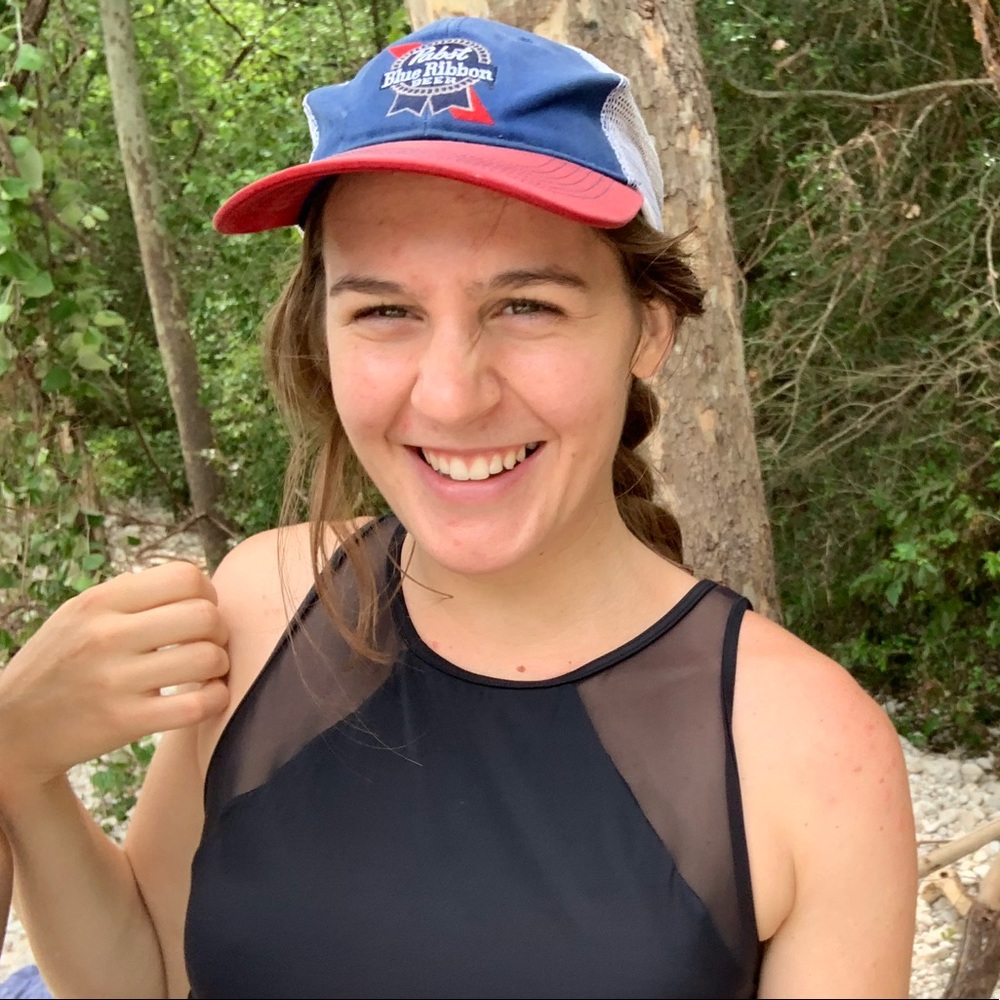 Meet your Posher, Rebecca